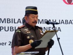 Jaksa Agung ST Burhanuddin Melantik Staf Ahli Bidang Akuntabilitas dan Informasi Publik Kejaksaan Agung Ely Shahputra